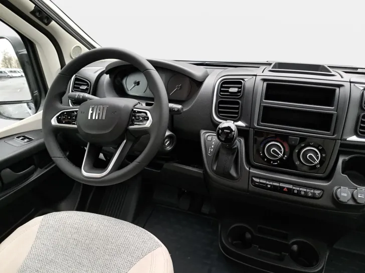 Fahrzeugbild Carado V 347 Pro+ Automatik, Solar, LTE, TV #20