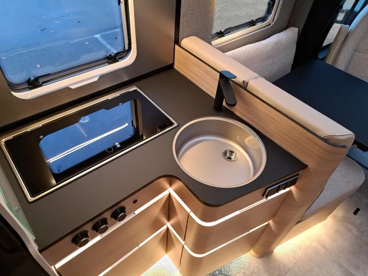 Fahrzeugbild Hymer B-Klasse MC T 600 Premium-Line, Markise, TV etc. #13