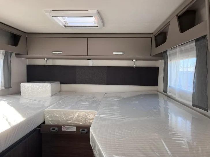 Fahrzeugbild Carado I 338 #18