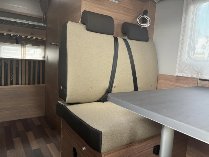 Fahrzeugbild Weinsberg CaraHome 600 DKG #9