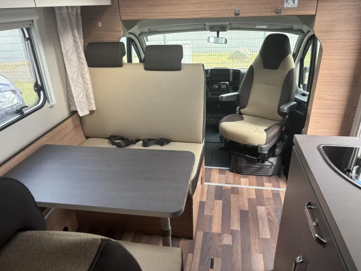 Fahrzeugbild Weinsberg CaraHome 600 DKG #12