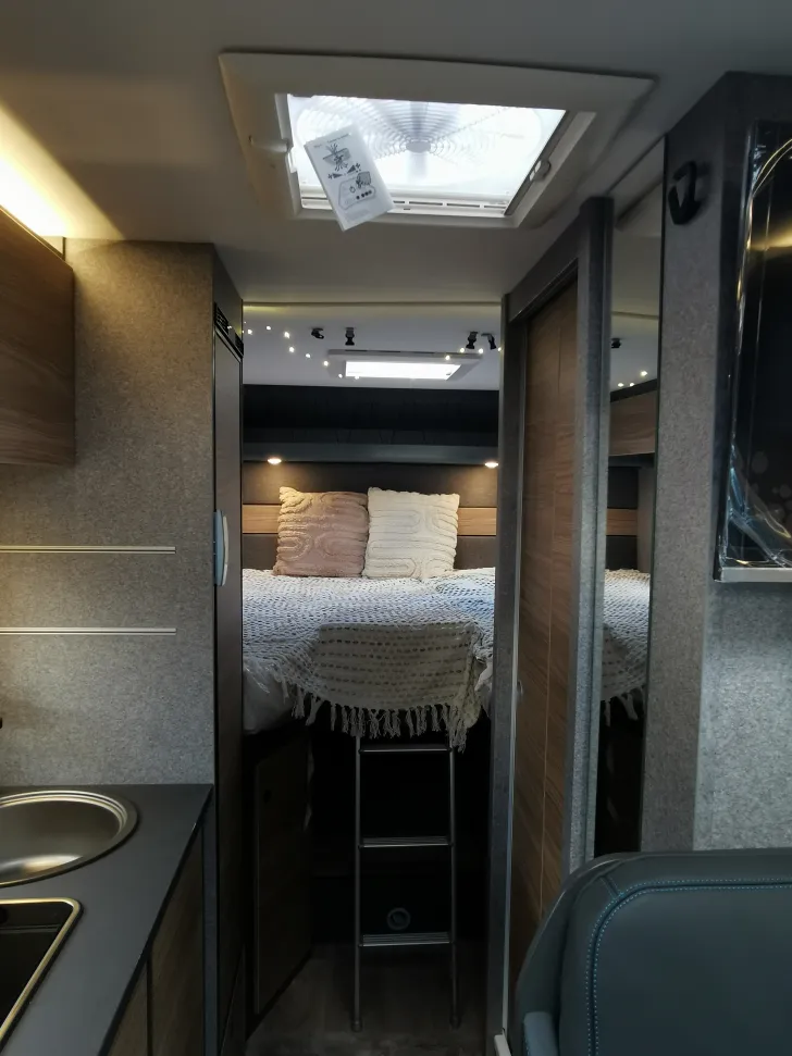 Fahrzeugbild Dethleffs Globebus Performance 4x4 T 46 Lithium+TV+Markise+Leder Excl* #9