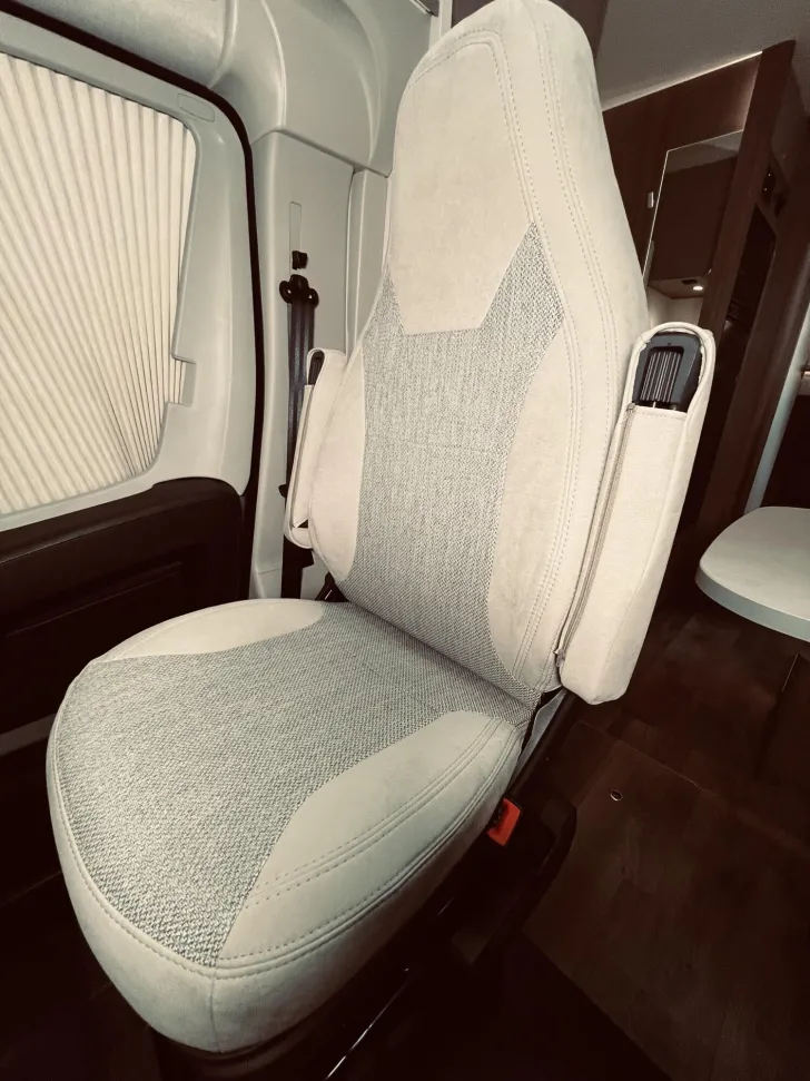 Fahrzeugbild Carado T 447 Solar, Navi, RFK, Pro+ #7