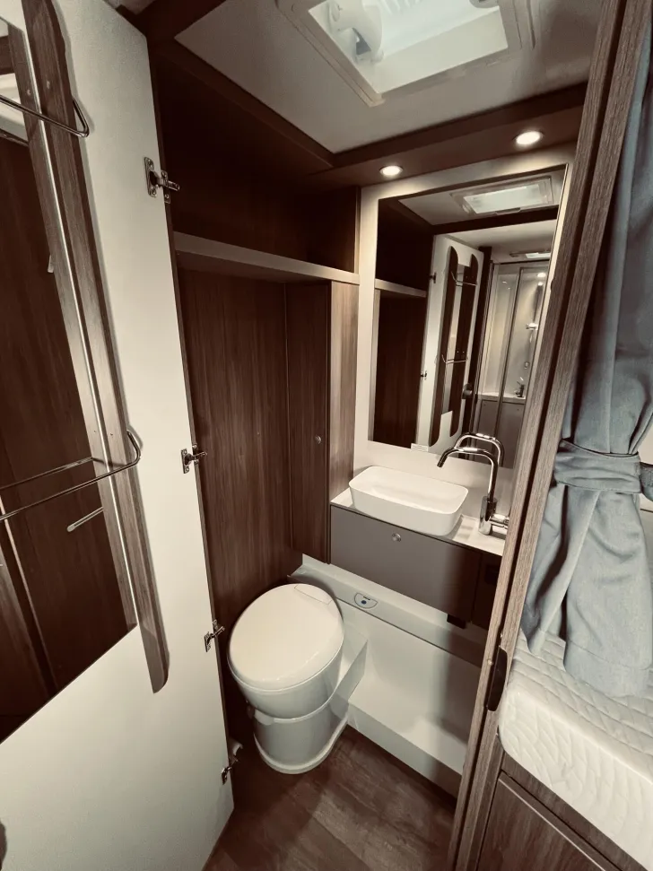 Fahrzeugbild Carado T 447 Solar, Navi, RFK, Pro+ #21