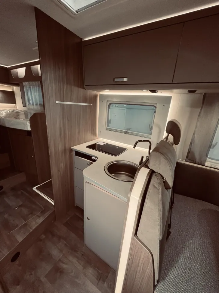 Fahrzeugbild Carado I 447 Solar, Navi mit RFK, Markise #12