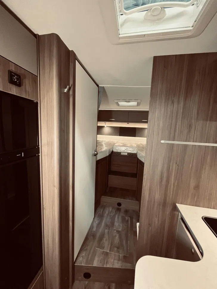 Fahrzeugbild Carado I 447 Solar, Navi mit RFK, Markise #14