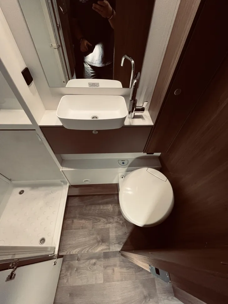 Fahrzeugbild Carado pro A 464 Solar, Sat Cytrac, Navi,TV #24