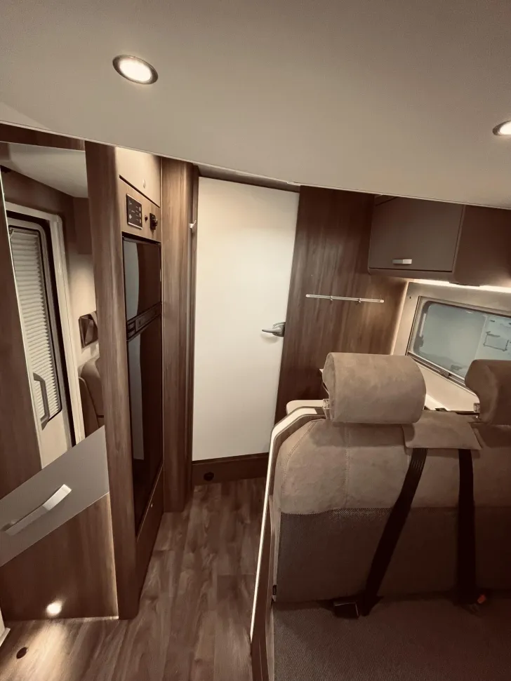 Fahrzeugbild Carado T 447 Navi, Solar, 10.286 EUR Vorteil! #24