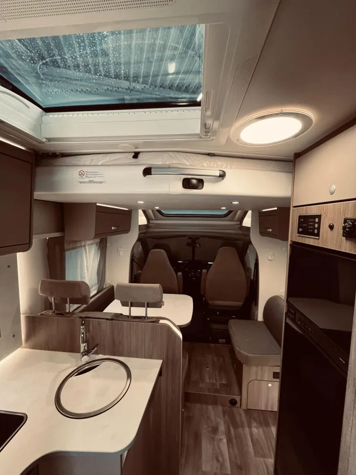 Fahrzeugbild Carado T 447 Navi, Solar, 10.286 EUR Vorteil! #25