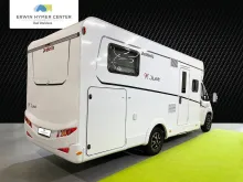 Fahrzeugbild Dethleffs Just 90 T 7052 EBL Hundeumbau Heckgarage #1