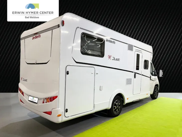 Fahrzeugbild Dethleffs Just 90 T 7052 EBL Hundeumbau Heckgarage #1