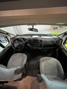Fahrzeugbild Dethleffs Just 90 T 7052 EBL Hundeumbau Heckgarage #6