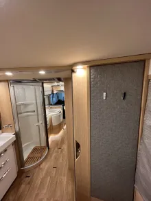 Fahrzeugbild Hymer B-Klasse ML I 890 *Hydr.Hubstützen*Solar*Autark* #17