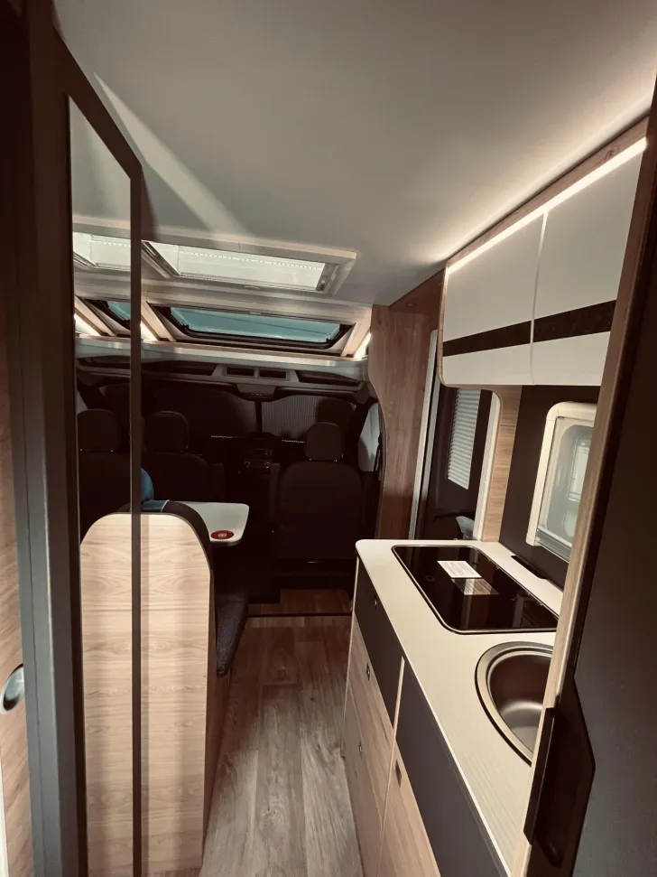 Fahrzeugbild Dethleffs Globebus Go T 15 -17.300 EUR, Dieselh, Lithium, #22