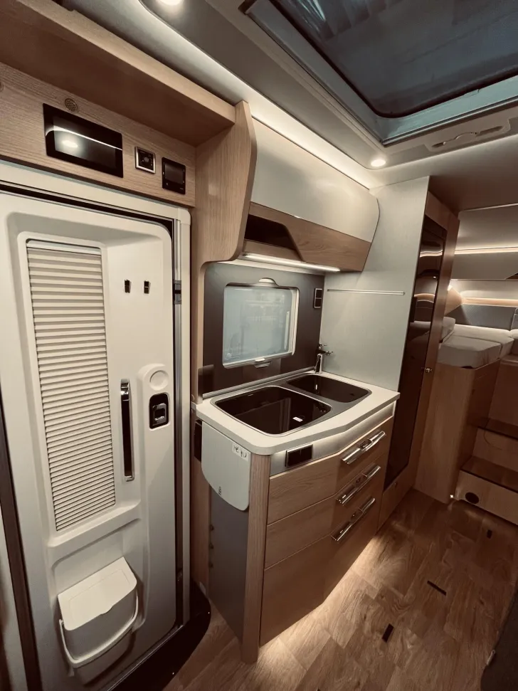 Fahrzeugbild Hymer B-Klasse MC T 580 Dachklima, Solar, TV, Sat #10