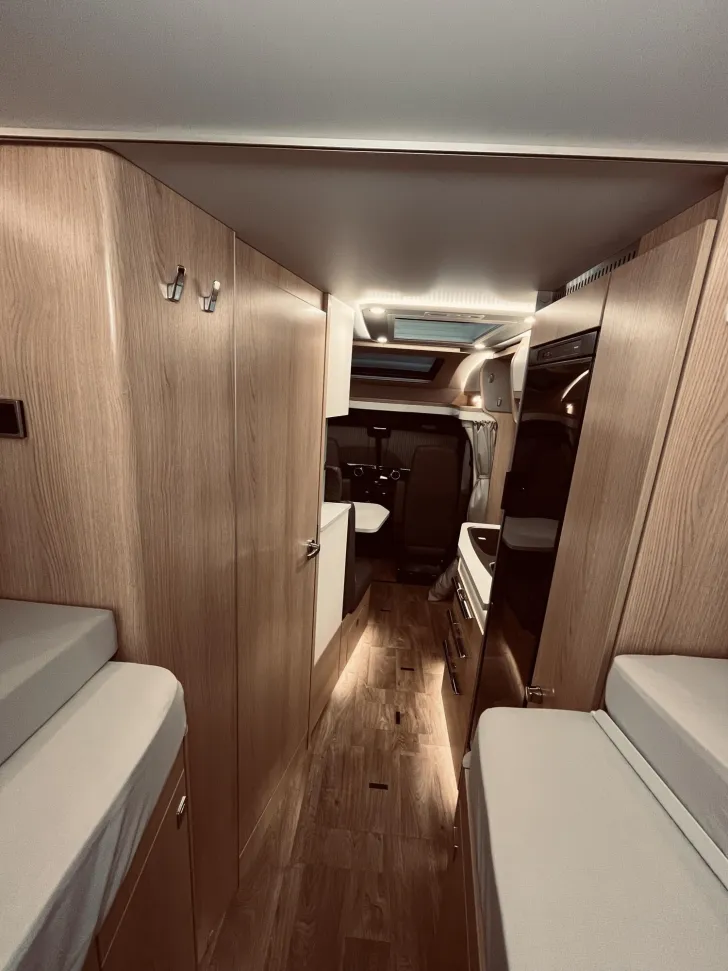 Fahrzeugbild Hymer B-Klasse MC T 580 Dachklima, Solar, TV, Sat #21