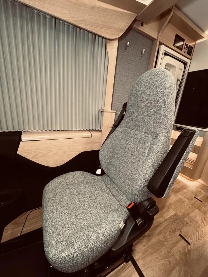 Fahrzeugbild Hymer B-Klasse MC I WhiteLine 600 Klima, Solar, Autark #7