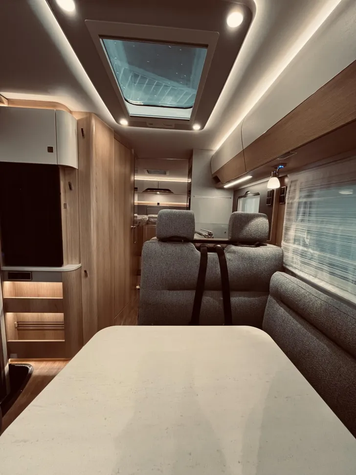 Fahrzeugbild Hymer B-Klasse MC I WhiteLine 600 Klima, Solar, Autark #9