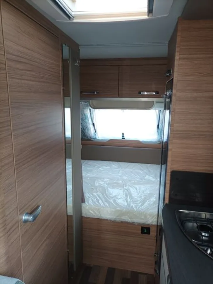 Fahrzeugbild Weinsberg CaraOne 420 QD #12