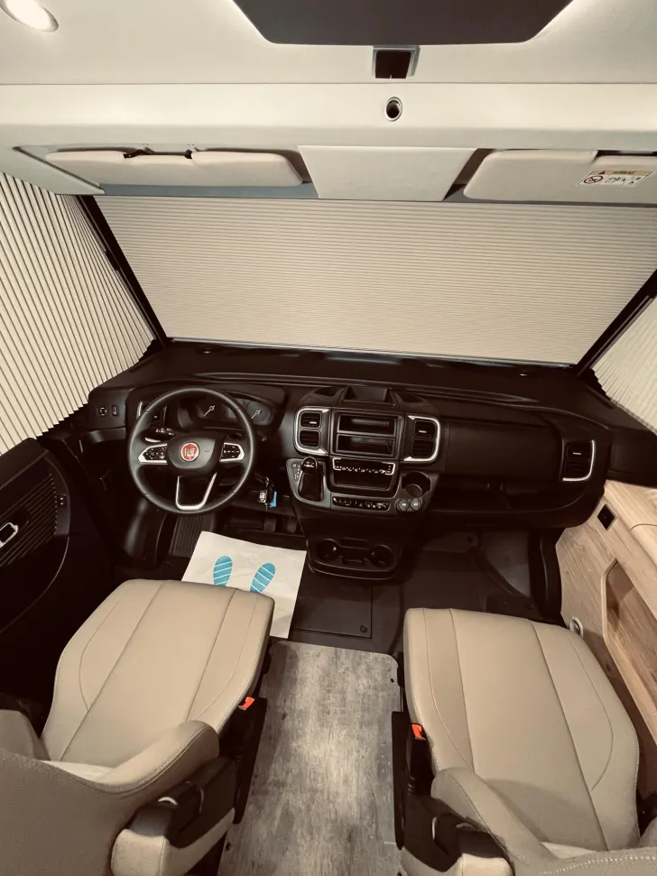 Fahrzeugbild Dethleffs Esprit I 7150-2 EB 230 V Klimaanlage geschenkt #6