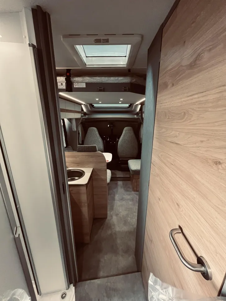 Fahrzeugbild Dethleffs Just Camp T 7052 EB Solar, Hubbett, Navi, #22