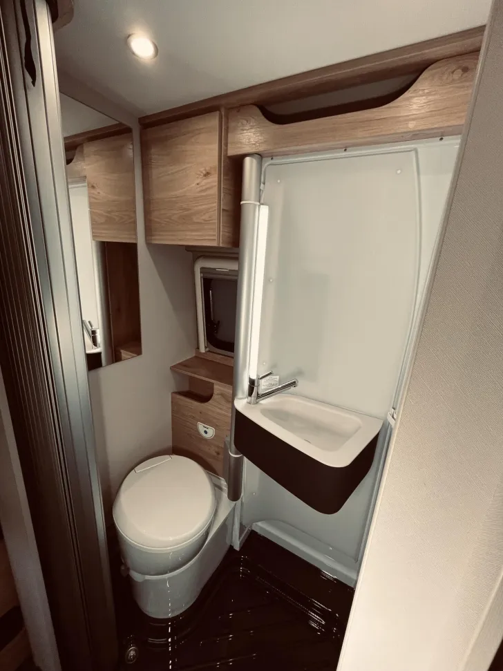 Fahrzeugbild Dethleffs Globetrail 600 DS Fiat 15.930 EUR Vorteil! #14