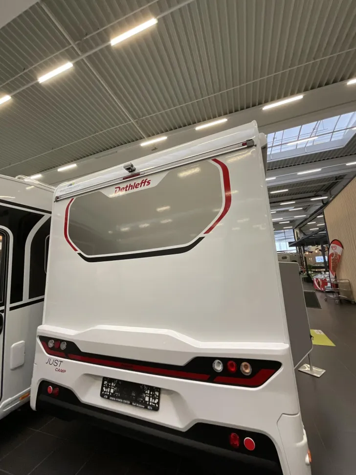 Fahrzeugbild Dethleffs Just Camp Active T 7052 DBM 14.500 EUR Vorteil! #4