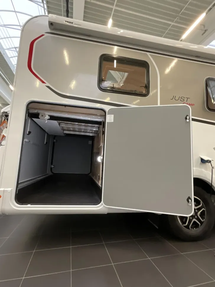 Fahrzeugbild Dethleffs Just Camp Active T 7052 DBM 14.500 EUR Vorteil! #9