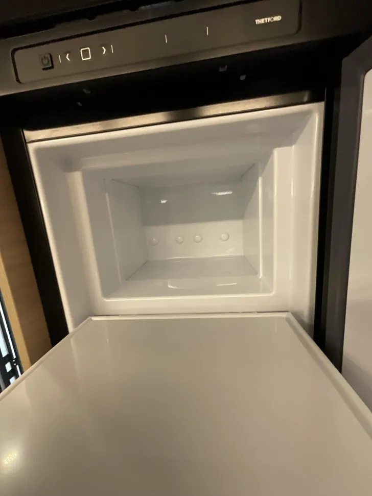Fahrzeugbild Dethleffs XL I 7812-2 #10