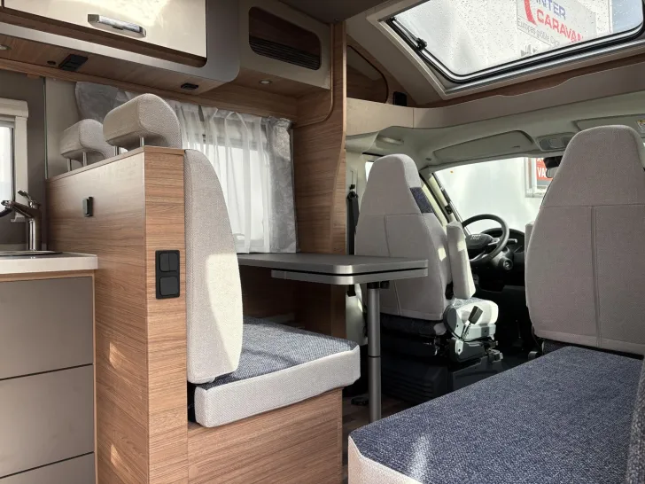 Fahrzeugbild Weinsberg CaraSuite 650 MF #7