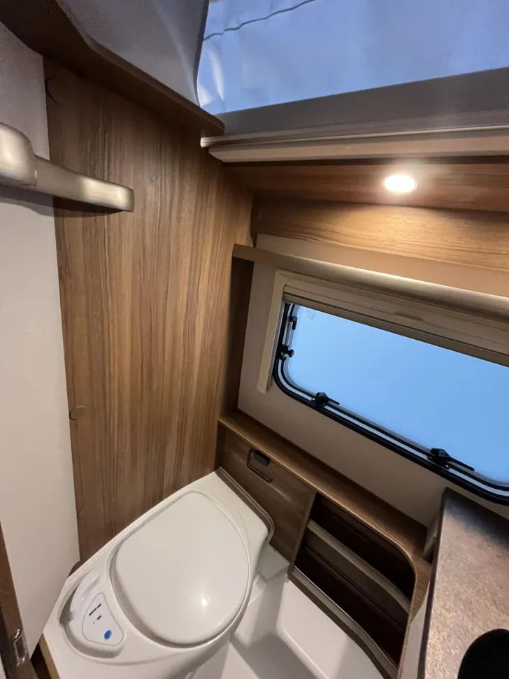 Fahrzeugbild Hymer Eriba Eriba Touring 560 Autarkpaket, Markise #18