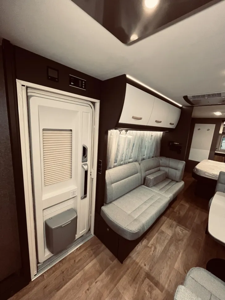 Fahrzeugbild Dethleffs Beduin Scandinavia 690 BQT 15.900 Euro Vorteil! #13