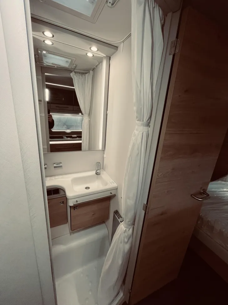 Fahrzeugbild Dethleffs Nomad 530 DR Mover, 7.400 Vorteil! #19