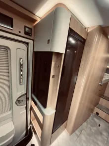 Fahrzeugbild Hymer B-Klasse MC I BlackLine 680 Tageszulassung! #17