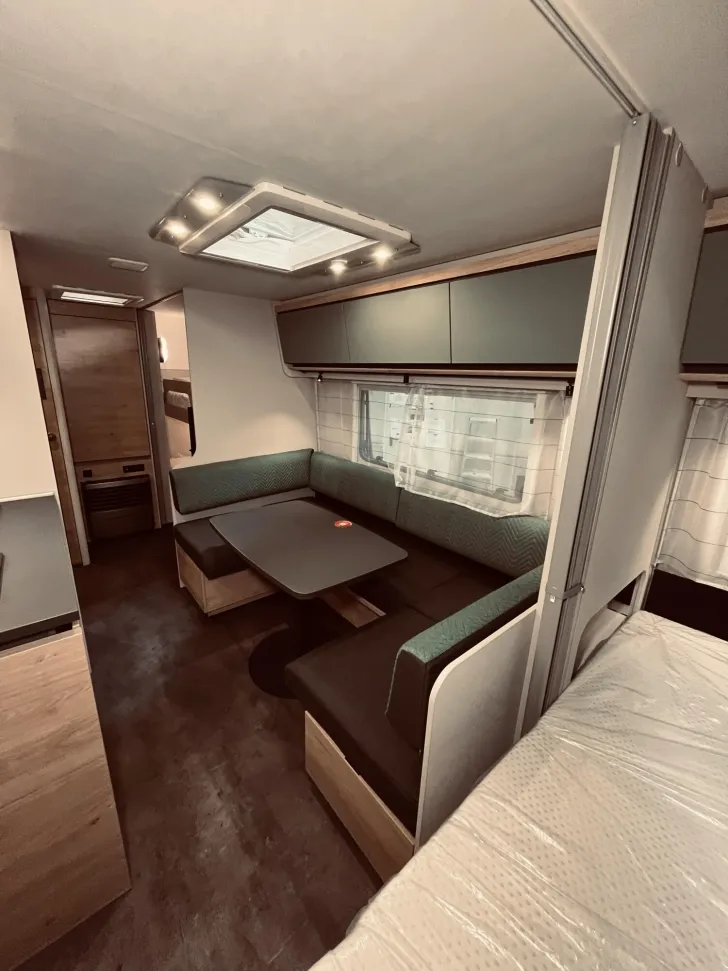 Fahrzeugbild Dethleffs Camper 540 QMK 5.000 EUR Vorteil!  Kinderbetten #9