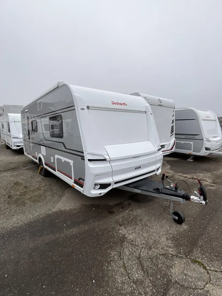 Fahrzeugbild Dethleffs Nomad 530 FSK Mover, Stockbetten, Markise #1