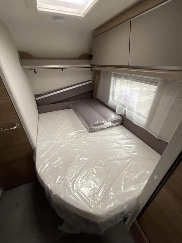 Fahrzeugbild Dethleffs Nomad 530 FSK Mover, Stockbetten, Markise #9