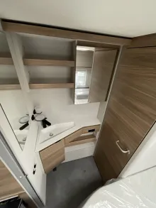 Fahrzeugbild Dethleffs Nomad 530 FSK Mover, Stockbetten, Markise #11