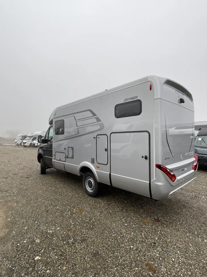 Fahrzeugbild Hymer ML-T 580 XXL Bett #3