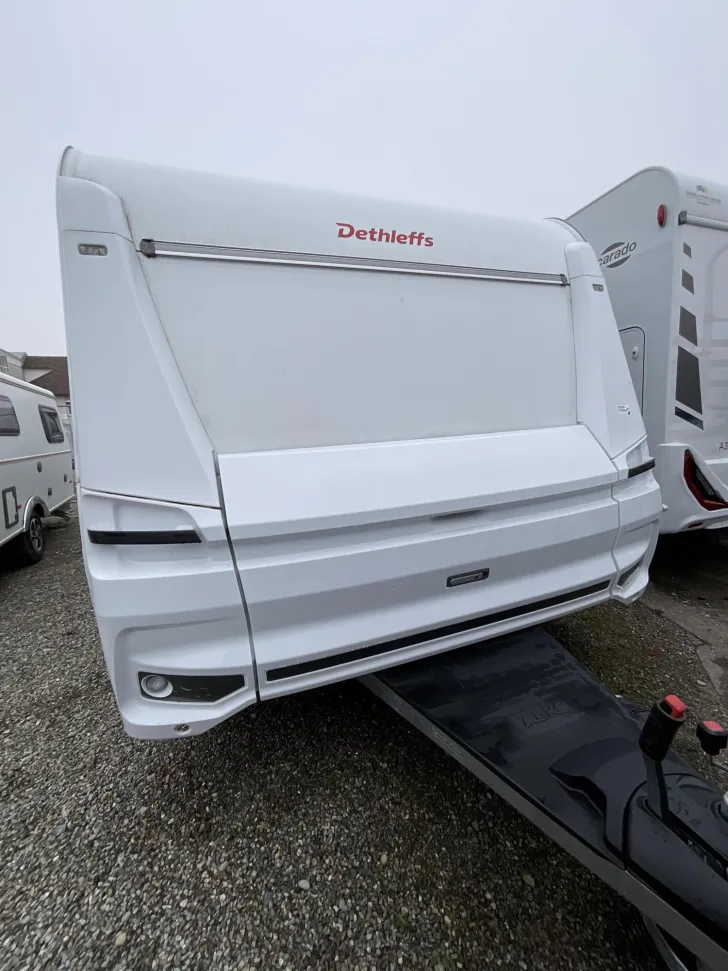 Fahrzeugbild Dethleffs Camper 560 FMK 5.500 EUR Vorteil,Mover,Stockbett #1