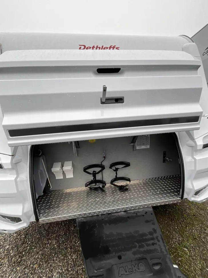 Fahrzeugbild Dethleffs Camper 560 FMK 5.500 EUR Vorteil,Mover,Stockbett #3