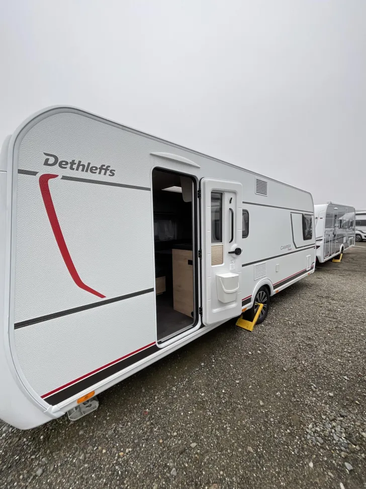 Fahrzeugbild Dethleffs Camper 560 FMK 5.500 EUR Vorteil,Mover,Stockbett #4