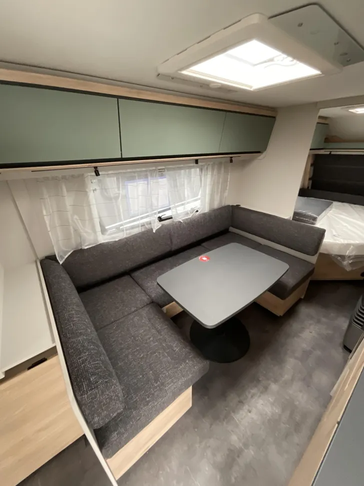 Fahrzeugbild Dethleffs Camper 560 FMK 5.500 EUR Vorteil,Mover,Stockbett #6