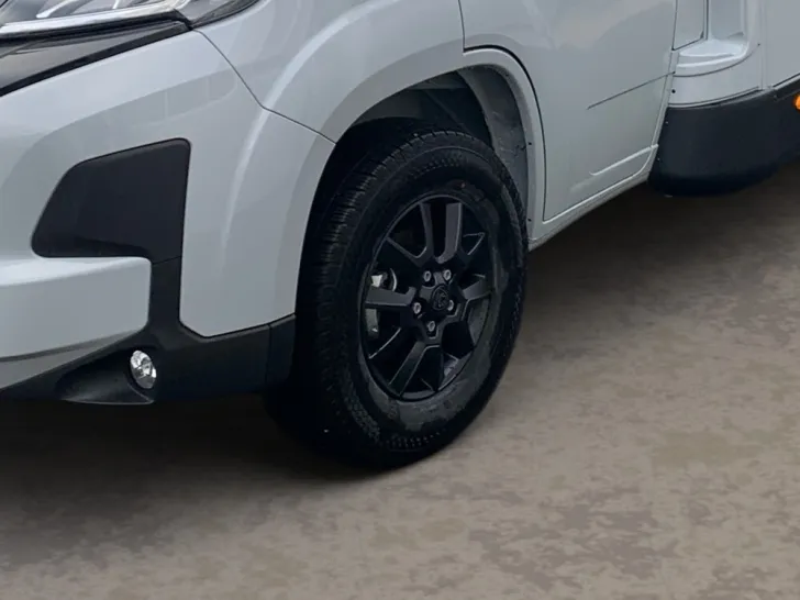 Fahrzeugbild Crosscamp EXPDN T 7.4 E Peugeot #6