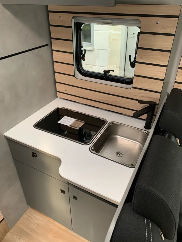 Fahrzeugbild Crosscamp EXPDN T 7.4 E Peugeot #13