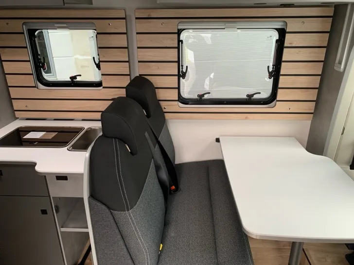 Fahrzeugbild Crosscamp EXPDN T 7.4 E Peugeot #18