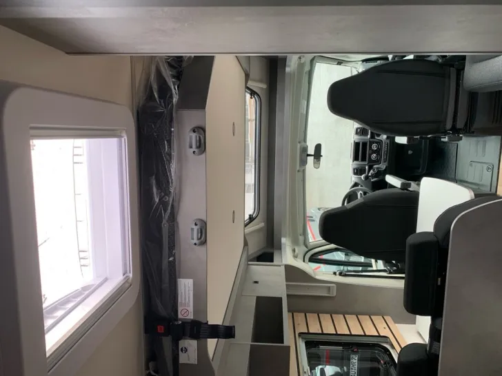 Fahrzeugbild Crosscamp EXPDN T 7.4 E Peugeot #19