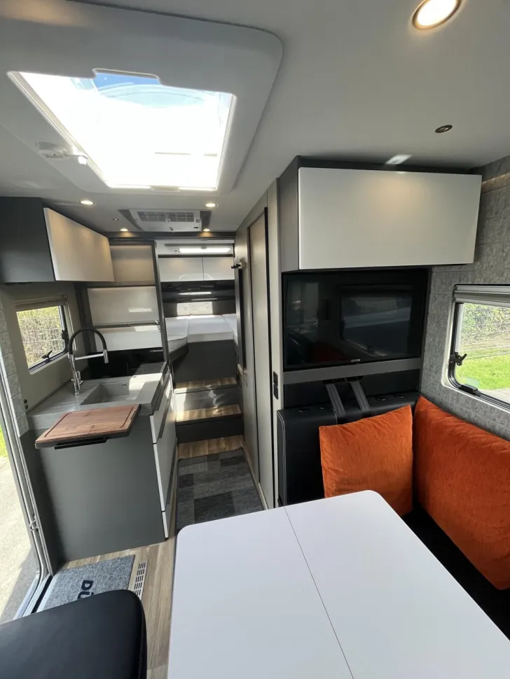 Fahrzeugbild Niesmann + Bischoff iSmove 6.9 E #4