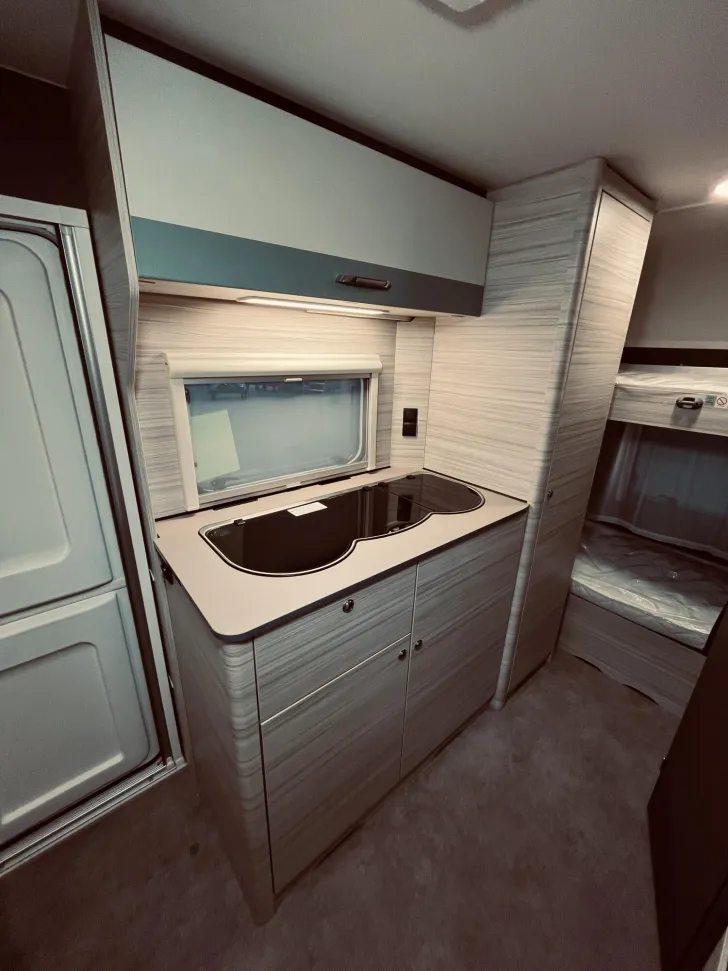 Fahrzeugbild Dethleffs c-joy 410 LK 4.000 Euro Preisvorteil 1.360 kg #6