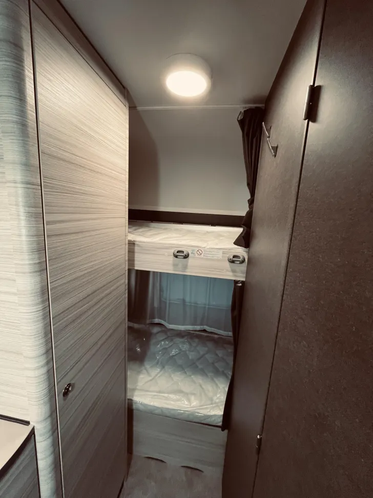 Fahrzeugbild Dethleffs c-joy 410 LK 4.000 Euro Preisvorteil 1.360 kg #14